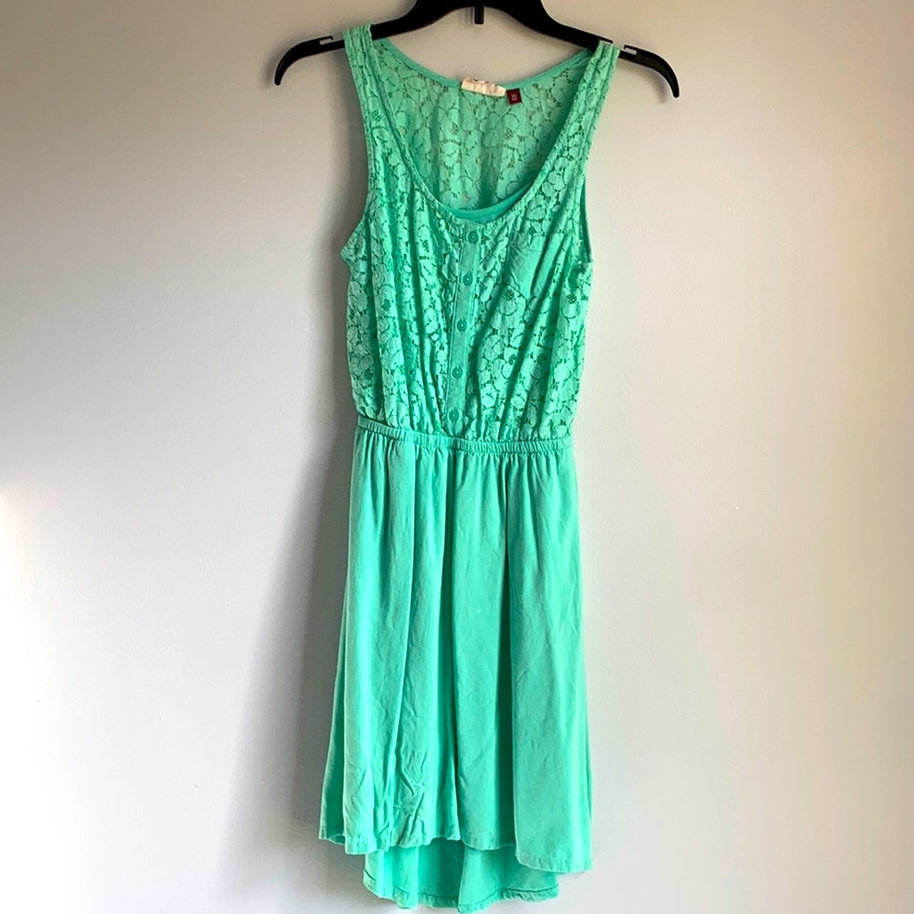 Junior’s SO. Dress size XS mint green